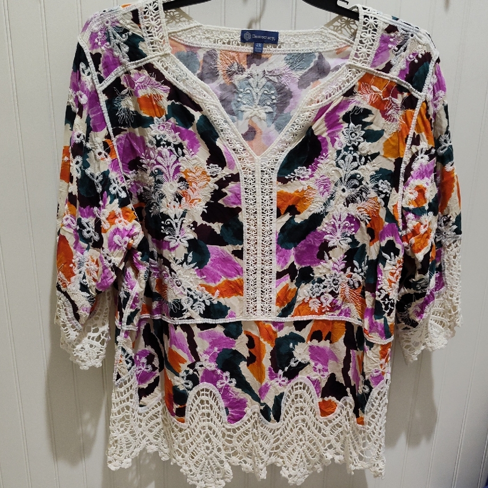 Democracy Black and Pink 3/4 Sleeve Graphic Blouse
